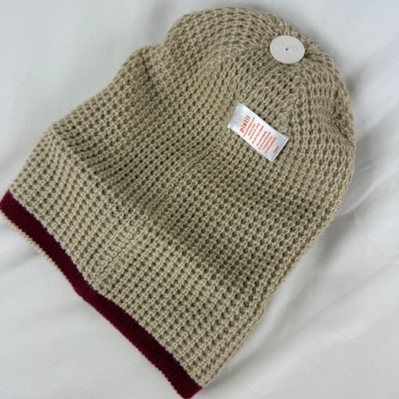 New wTags Pistil Stocking Cap Ski Beanie Hat Maroon Beige Stripes Excellent Gift - Picture 7 of 14